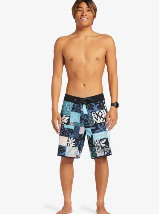 Mens Quiksilver Shorts & Amphibians | Surfsilk Hawaii Scallop 19 19" Boardshorts