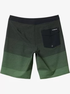 Mens Quiksilver Boardshorts | Surfsilk Massive 20" Boardshorts