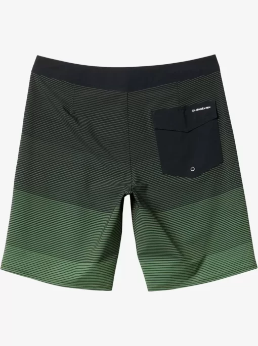 Mens Quiksilver Boardshorts | Surfsilk Massive 20" Boardshorts