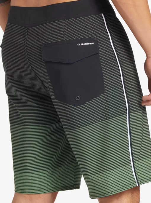 Mens Quiksilver Boardshorts | Surfsilk Massive 20" Boardshorts